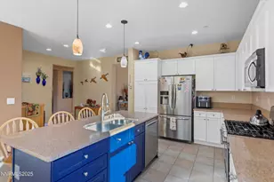 5227 Vista Heights Dr, Sparks, NV 89436 - Photo 11