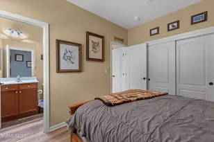 5227 Vista Heights Dr, Sparks, NV 89436 - Photo 23