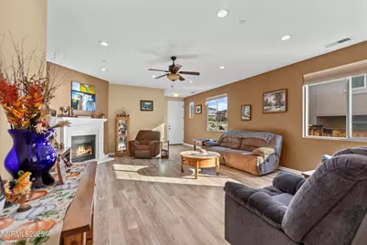 5227 Vista Heights Drive, Sparks, NV 89436 - Photo 5