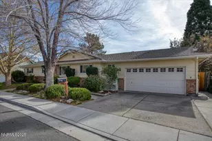 3880 Piccadilly Dr, Reno, NV 89509 - Photo 3