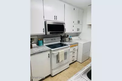 604 Oakwood Drive #APT 1, Sparks, NV 89431 - Photo 7