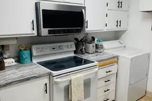 604 Oakwood Dr, Sparks, NV 89431 - Photo 7