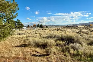 10160 Blackhawk Dr, Reno, NV 89508 - Photo 9