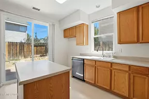 9248 Running Dog Cir, Reno, NV 89506 - Photo 5