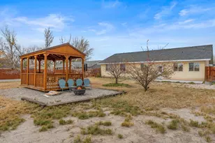 215 Hunter Park Wy, Fallon, NV 89406 - Photo 35