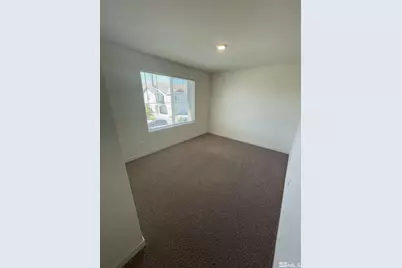 8839 Wolf Moon Drive, Reno, NV 89506 - Photo 9