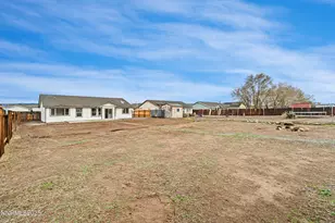 123 Shadow Mountain Dr, Fernley, NV 89408 - Photo 29