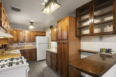 1675 Auburn Way, Reno, NV 89502 - Photo 11