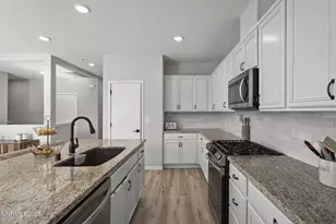 7181 Mustengo Dr, Reno, NV 89506 - Photo 5