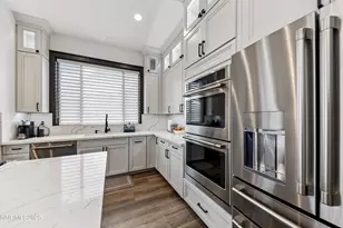 912 Holstein Ct, Gardnerville, NV 89460 - Photo 15