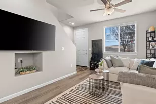 3656 Ruidoso St, Reno, NV 89512 - Photo 9