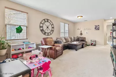 10755 Copper Lake Drive, Reno, NV 89521 - Photo 5