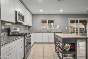 8961 Buffalo Grv Dr, Reno, NV 89506 - Photo 9