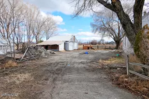 926 Centerville Ln, Gardnerville, NV 89460 - Photo 7