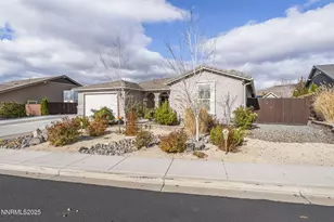 2810 Tobiano Dr, Reno, NV 89521 - Photo 43