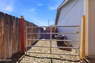 632 Occidental Dr, Dayton, NV 89403 - Photo 23