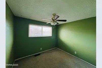 801 Woodglen Drive #APT 2, Sparks, NV 89434 - Photo 9