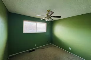 801 Woodglen Dr, Sparks, NV 89434 - Photo 9