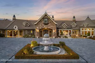 2490 Manzanita Ln, Reno, NV 89509 - Photo 5