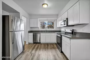 385 Smithridge Park, Reno, NV 89502 - Photo 9