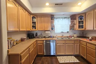 2880 Horseshoe Ln, Fernley, NV 89408 - Photo 11