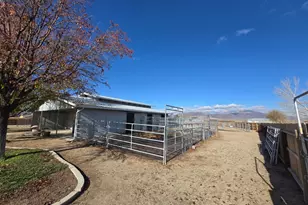 2880 Horseshoe Ln, Fernley, NV 89408 - Photo 39