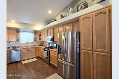 2880 Horseshoe Lane, Fernley, NV 89408 - Photo 9