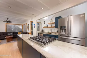 233 Clubhouse Cir, Zephyr Cove, NV 89448 - Photo 15