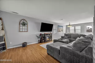 1431 Honey Locust Ave, Gardnerville, NV 89410 - Photo 7