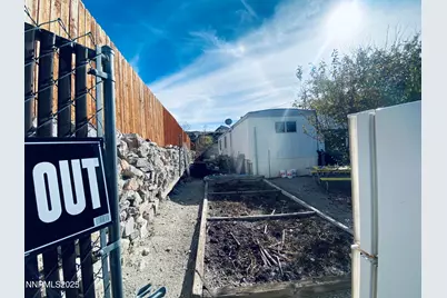 210 N South Street, Tonopah, NV 89049 - Photo 1