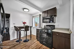 1660 Jackson Pl, Reno, NV 89512 - Photo 11