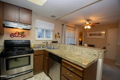 2127 Roundhouse Road, Sparks, NV 89431 - Photo 9