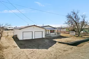 3375 Duane Dr, Fallon, NV 89406 - Photo 3
