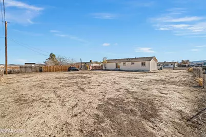 1770 Pueblo Street, Silver Springs, NV 89429 - Photo 23
