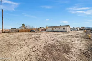 1770 Pueblo St, Silver Springs, NV 89429 - Photo 23