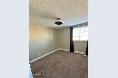 1725 Catham Lane, Sparks, NV 89434 - Photo 7