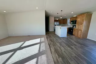 485 Camellia Wy, Lovelock, NV 89419 - Photo 3