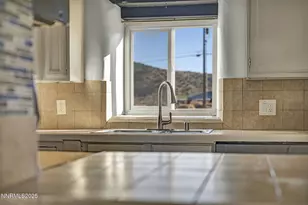 10810 Chesapeake Dr, Reno, NV 89506 - Photo 17