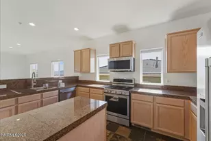 3420 Fairway Ct, Sparks, NV 89431 - Photo 7