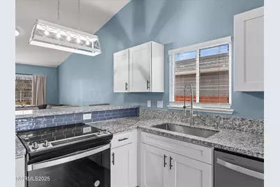 17795 Georgetown Drive, Reno, NV 89508 - Photo 7
