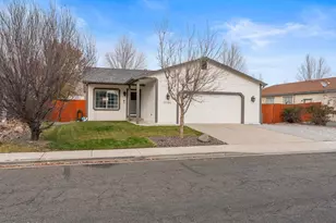 17795 Georgetown Dr, Reno, NV 89508 - Photo 41