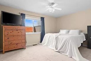 17795 Georgetown Dr, Reno, NV 89508 - Photo 13