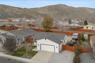 17795 Georgetown Dr, Reno, NV 89508 - Photo 37
