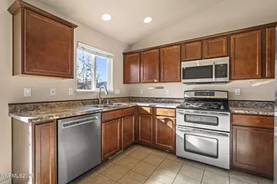 18261 Grizzly Bear Court, Reno, NV 89508 - Photo 9