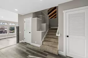 5700 E Hidden Valley Dr, Reno, NV 89502 - Photo 21