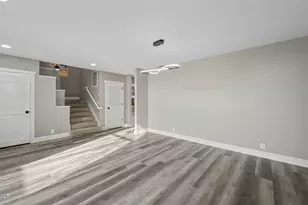 5700 E Hidden Valley Dr, Reno, NV 89502 - Photo 23