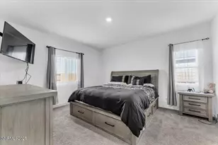 7523 Grassy Plns Dr, Reno, NV 89506 - Photo 11