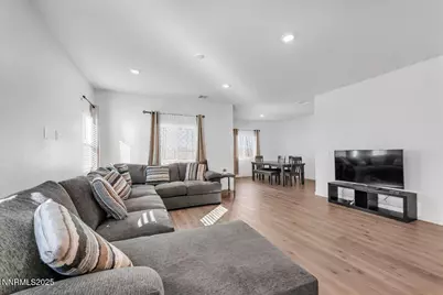 7523 Grassy Plains Drive, Reno, NV 89506 - Photo 7