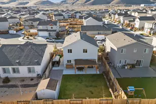 1383 Old Barn Rd, Sparks, NV 89436 - Photo 9