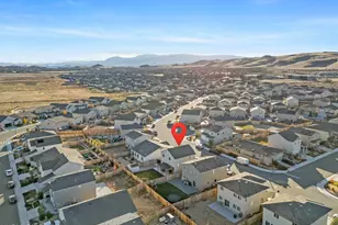 1383 Old Barn Rd, Sparks, NV 89436 - Photo 13